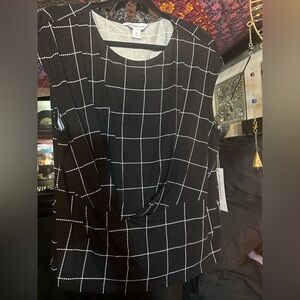 Liz Claiborne Black and White Grid Pattern sleeveless blouse